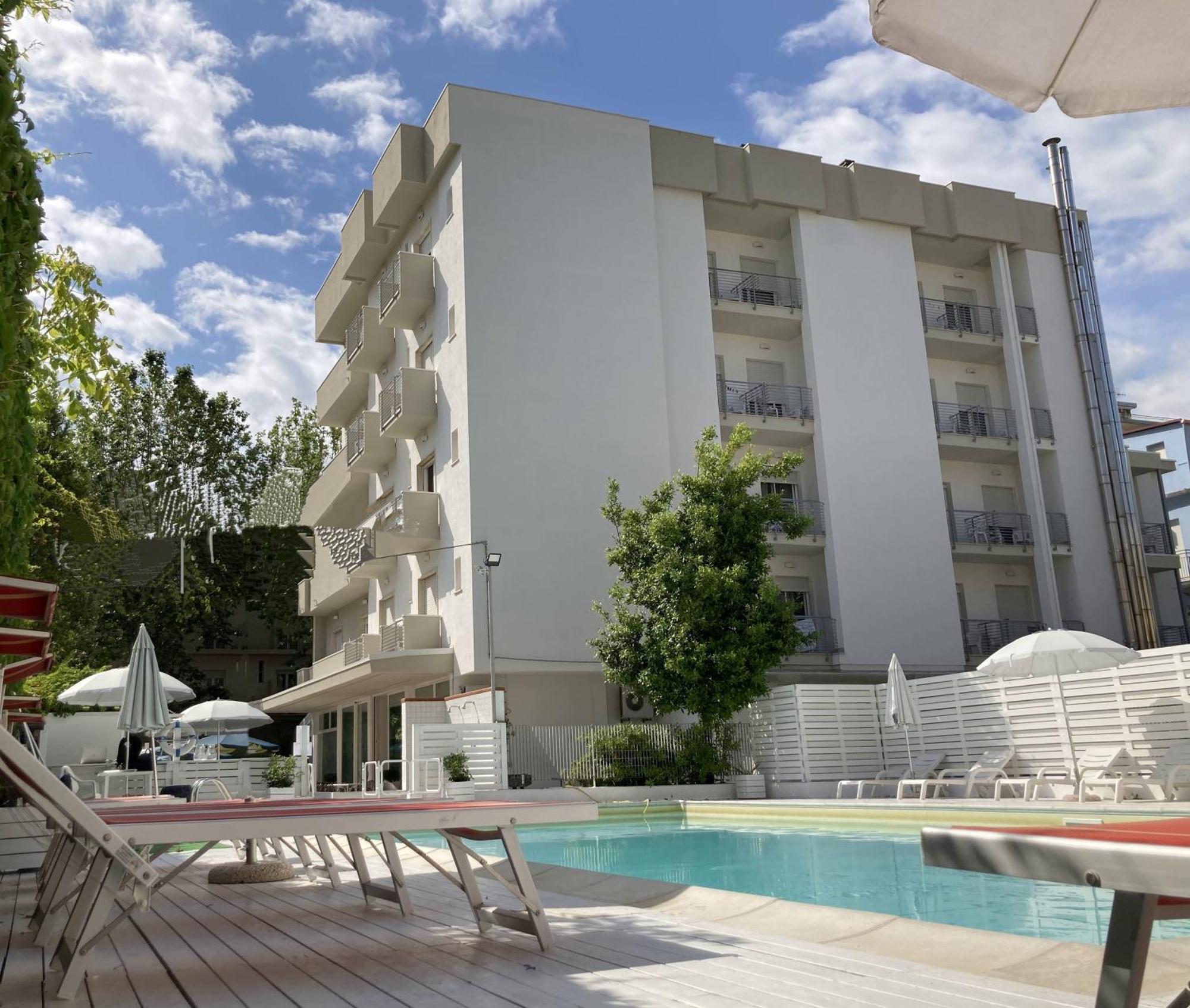 Hotel Villa Del Parco Rimini Exteriör bild